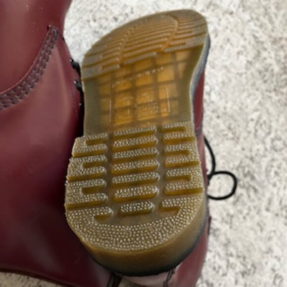 NWOT Dr. Martens Air Cushion Soles 11822 Cherry Red Boots Men’s 9 Ladies 10 main image 7